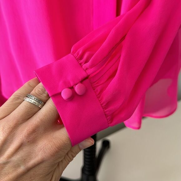 DVF Diane Von Furstenberg Women’s Size 0 100% Silk‎ V-Neck Blouse Bright Pink - Picture 13 of 13